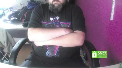 bear90130 online show from October 5, 2025, 8:23 am