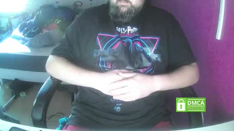 bear90130 online show from October 12, 2025, 7:40 am