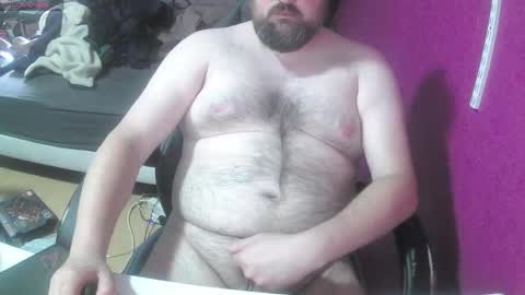 bear90130 online show from June 7, 2026, 2:43 pm