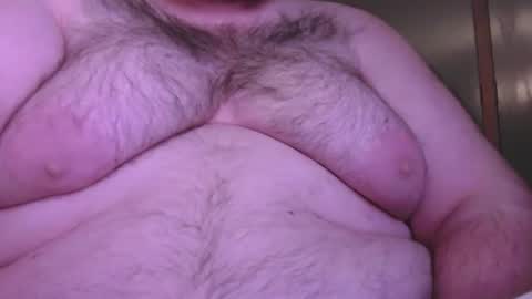 Snapshot of bear_man_oi chatting on March 12, 2026, 3:18 pm bear_man_oi online show from March 12, 2026, 3:18 pm