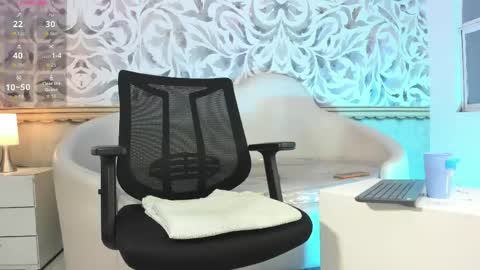 bear_mao_ online show from May 19, 2026, 11:27 am