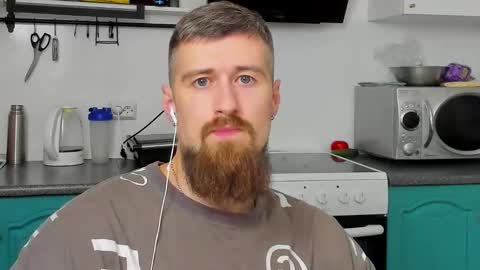 Zeus online show from September 26, 2025, 6:45 pm