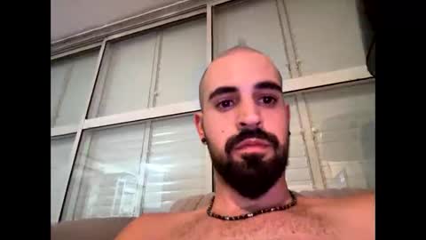 Snapshot of beardedbaldy_09 chatting on November 9, 2025, 4:27 pm Ask me online show from November 9, 2025, 4:27 pm