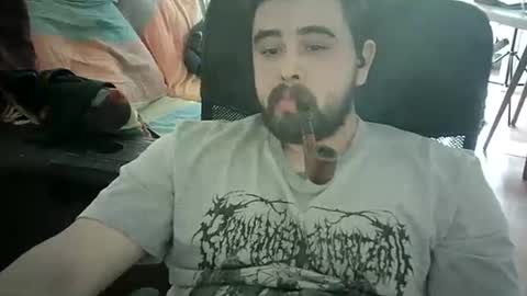 beartsmkr online show from October 19, 2025, 10:05 am