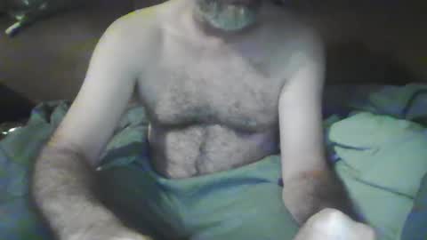 Snapshot of beastiejam2000 chatting on December 15, 2024, 5:45 am beastiejam2000 online show from December 15, 2024, 5:45 am