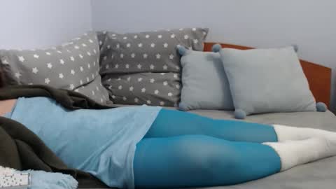 beatrice26 online show from November 24, 2025, 3:01 pm