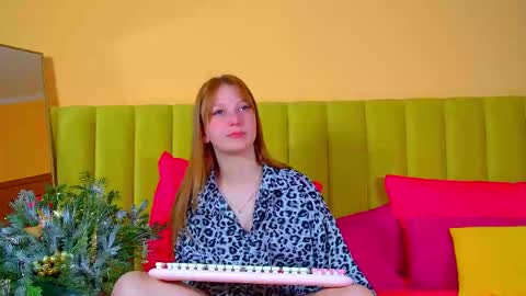 Beatrice online show from December 3, 2025, 6:39 pm