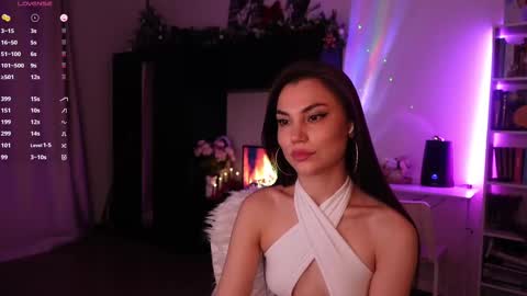 Bzzz Bea online show from February 14, 2025, 8:37 pm