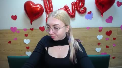 BeatriceFlyy online show from March 9, 2025, 12:09 pm