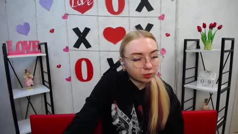 BeatriceFlyy online show from March 10, 2025, 6:38 am