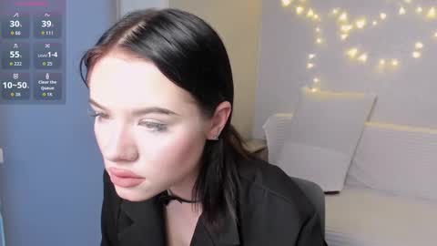 My name is Beatrice Like my broadcast pls 3 online show from December 14, 2025, 11:15 am