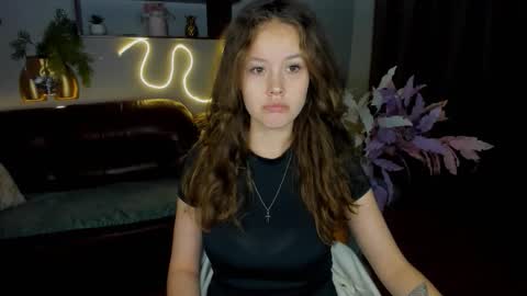 BeatriceWild online show from November 23, 2025, 12:27 pm