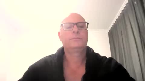 Snapshot of beatsboy87 chatting on February 14, 2025, 2:33 pm beatsboy87 online show from February 14, 2025, 2:33 pm