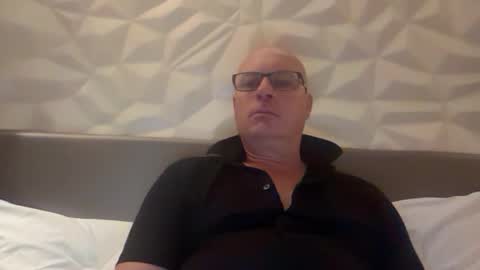 Snapshot of beatsboy87 chatting on June 12, 2026, 5:45 pm beatsboy87 online show from June 12, 2026, 5:45 pm