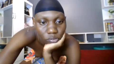 Snapshot of beautie699392 chatting on July 17, 2026, 6:02 pm Lil stunner online show from July 17, 2026, 6:02 pm