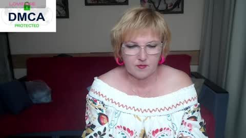 Snapshot of beautiful_lina7 chatting on May 23, 2026, 5:28 pm your Lana online show from May 23, 2026, 5:28 pm