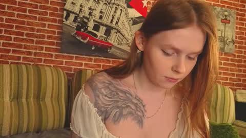 Snapshot of beautifulgina chatting on November 24, 2025, 6:46 am Gina online show from November 24, 2025, 6:46 am