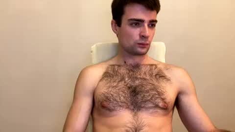 Nik online show from October 18, 2025, 9:32 am