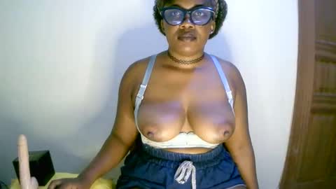 beautifulpeach2 online show from January 22, 2025, 4:02 am