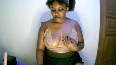 beautifulpeach2 online show from January 25, 2025, 3:30 pm