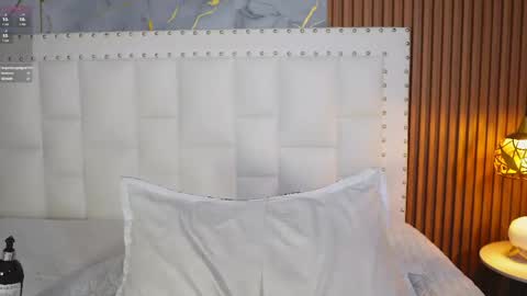 Snapshot of beautifulskinny18 chatting on April 30, 2026, 8:57 pm Shalom online show from April 30, 2026, 8:57 pm