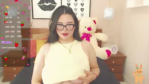 Snapshot of beautty_pink chatting on January 15, 2025, 5:15 pm beautty_pink online show from January 15, 2025, 5:15 pm