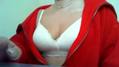 Snapshot of beauty_annyta chatting on February 25, 2026, 10:03 am beauty_annyta online show from February 25, 2026, 10:03 am