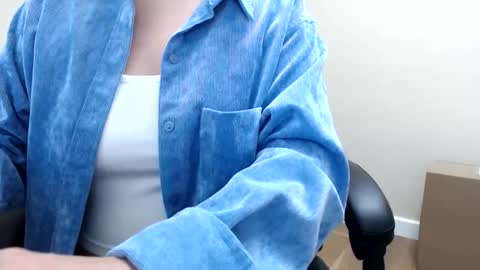beauty_annyta online show from May 25, 2026, 6:52 am