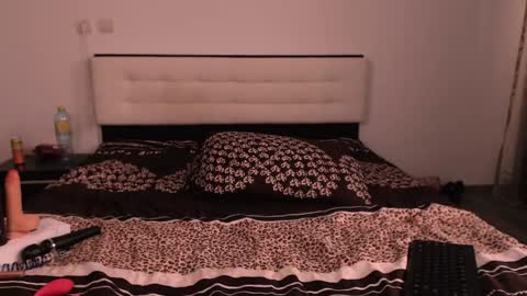 beautydaryanna online show from February 8, 2025, 8:09 am