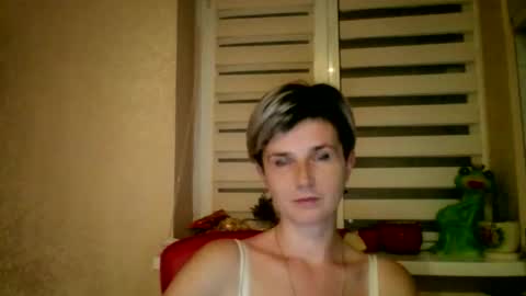Snapshot of beautyksenia chatting on October 27, 2025, 7:18 pm BeautyKsenia online show from October 27, 2025, 7:18 pm