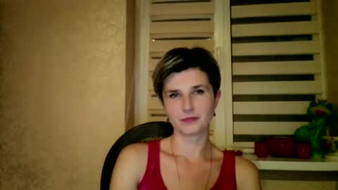 Snapshot of beautyksenia chatting on November 16, 2025, 7:41 pm BeautyKsenia online show from November 16, 2025, 7:41 pm