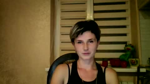 Snapshot of beautyksenia chatting on December 3, 2025, 7:23 pm BeautyKsenia online show from December 3, 2025, 7:23 pm