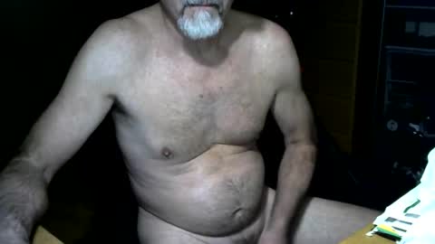 Snapshot of beaverbong chatting on February 24, 2026, 5:49 am Stoner with a Boner online show from February 24, 2026, 5:49 am