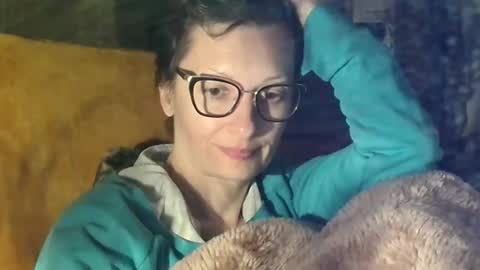 Raluca online show from April 13, 2026, 6:57 pm