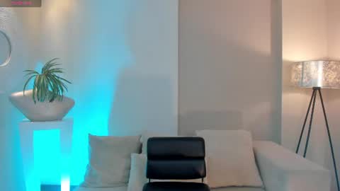 Am Becca online show from July 25, 2026, 6:27 pm