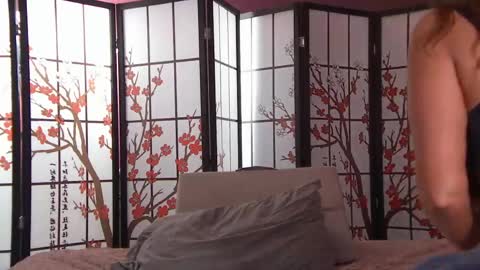 Snapshot of beccadelux chatting on May 14, 2026, 5:36 am BeccaDelux online show from May 14, 2026, 5:36 am