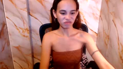 Snapshot of beccamiller22 chatting on July 7, 2026, 11:53 pm becca online show from July 7, 2026, 11:53 pm