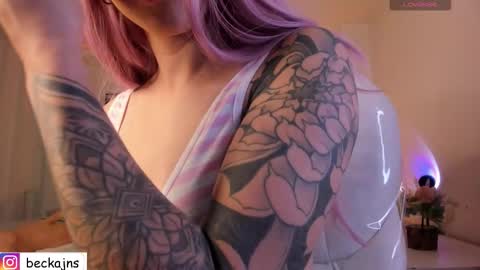 Snapshot of beck__jones chatting on October 10, 2025, 2:16 pm Marzhie online show from October 10, 2025, 2:16 pm