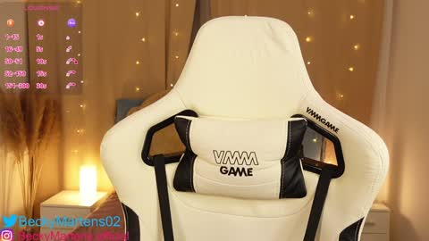 Snapshot of beckymartens chatting on January 24, 2025, 3:22 am BeckyMartens come join me on while im offline here online show from January 24, 2025, 3:22 am