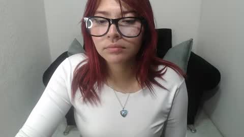 beckysexyhot69 online show from June 25, 2026, 2:32 pm