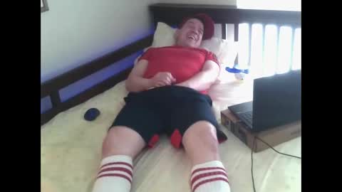 Snapshot of bedwetboy chatting on May 24, 2026, 1:49 pm Bedwetboys online show from May 24, 2026, 1:49 pm