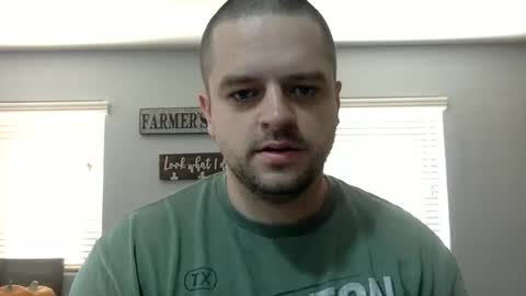 Snapshot of beginnersluck111 chatting on October 14, 2025, 5:36 pm Beginners Luck online show from October 14, 2025, 5:36 pm