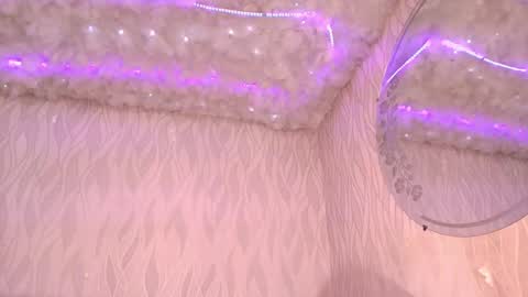 Snapshot of begoniia_ chatting on January 25, 2025, 4:02 am Begonia online show from January 25, 2025, 4:02 am