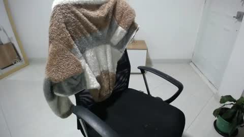 Snapshot of bel4pantyhose chatting on August 4, 2026, 12:25 am silvana online show from August 4, 2026, 12:25 am