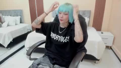 Snapshot of bela_craxkerr chatting on June 15, 2026, 12:51 pm Bela online show from June 15, 2026, 12:51 pm