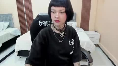 Snapshot of bela_craxkerr chatting on July 2, 2026, 12:11 pm Bela online show from July 2, 2026, 12:11 pm