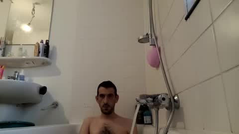 Snapshot of belgianboy33 chatting on December 5, 2024, 11:16 am Dreamcock online show from December 5, 2024, 11:16 am