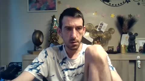 Snapshot of belgianboy33 chatting on December 26, 2024, 8:18 am Dreamcock online show from December 26, 2024, 8:18 am