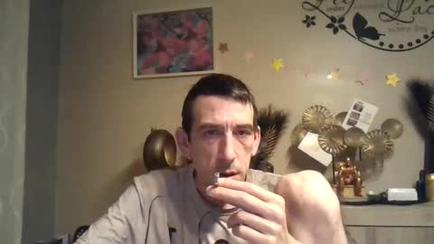Snapshot of belgianboy33 chatting on December 29, 2024, 7:17 am Dreamcock online show from December 29, 2024, 7:17 am