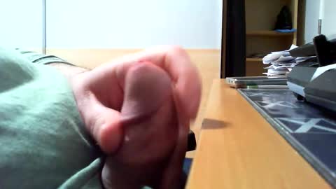 belgianfatcock online show from February 25, 2026, 7:29 am